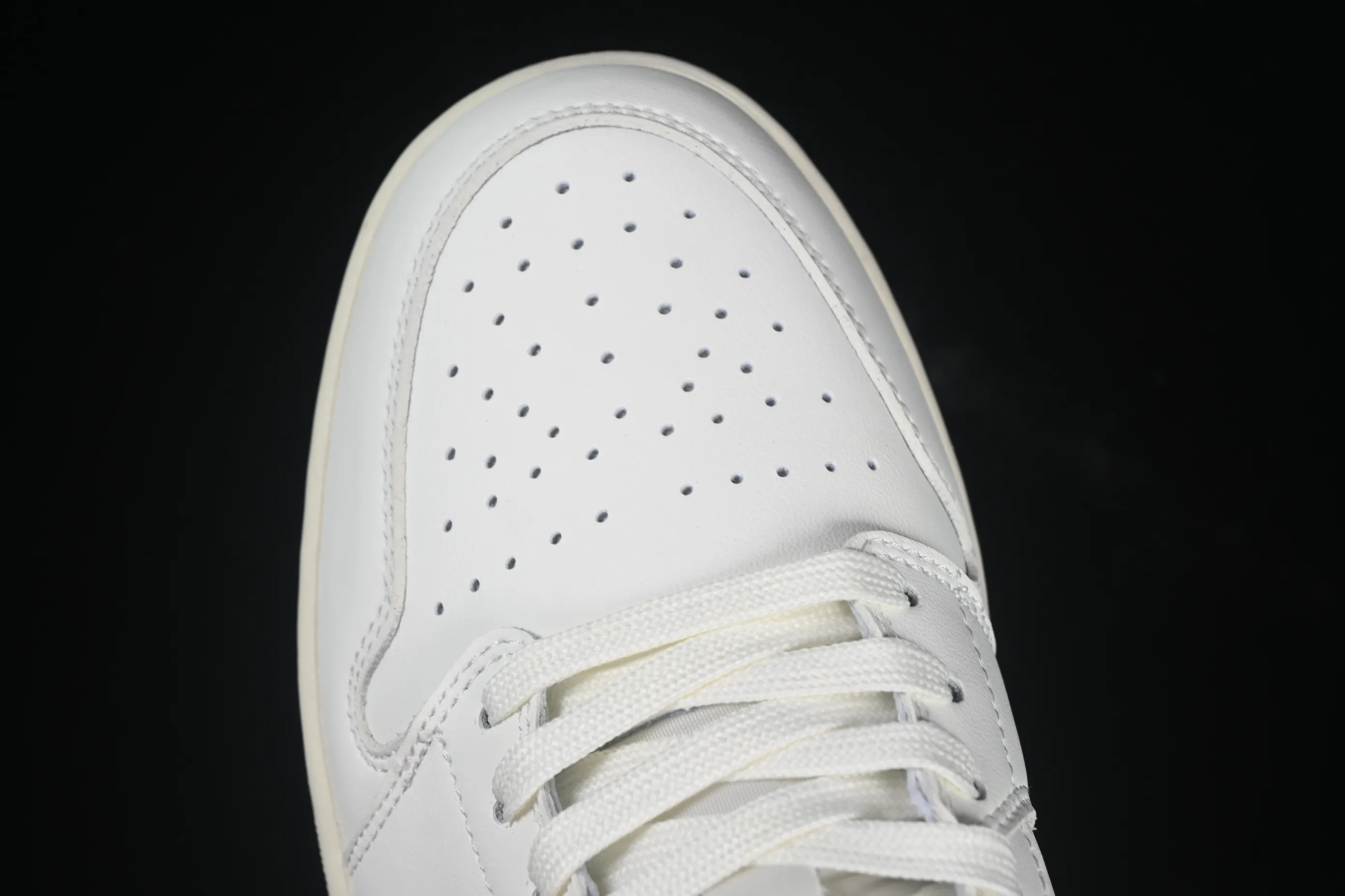 All categories Air Jordan Jordan series basketball shoes Air Jordan 1 Low Air Jordan 1 Low AJ1 Joe 1 white and red low-top cultural and casual sneakers HJ9338-106